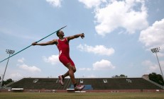 开云足球直播-大帝降临，恩比德一柱擎天，主宰活塞掘金之战