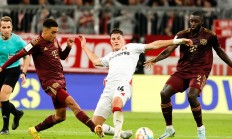 开云足球直播-德国中场组织精彩进攻助球队晋级