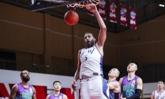 开云体育在线-云南男篮豪取四连胜，冲击前四