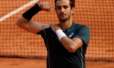 开云体育平台APP-精湛技术展示：球员技艺胜过天赋的简单介绍