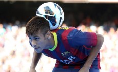 开云体育APP下载-跨界传奇，里昂强势晋级，佩德里在NBA总决赛的接管启示