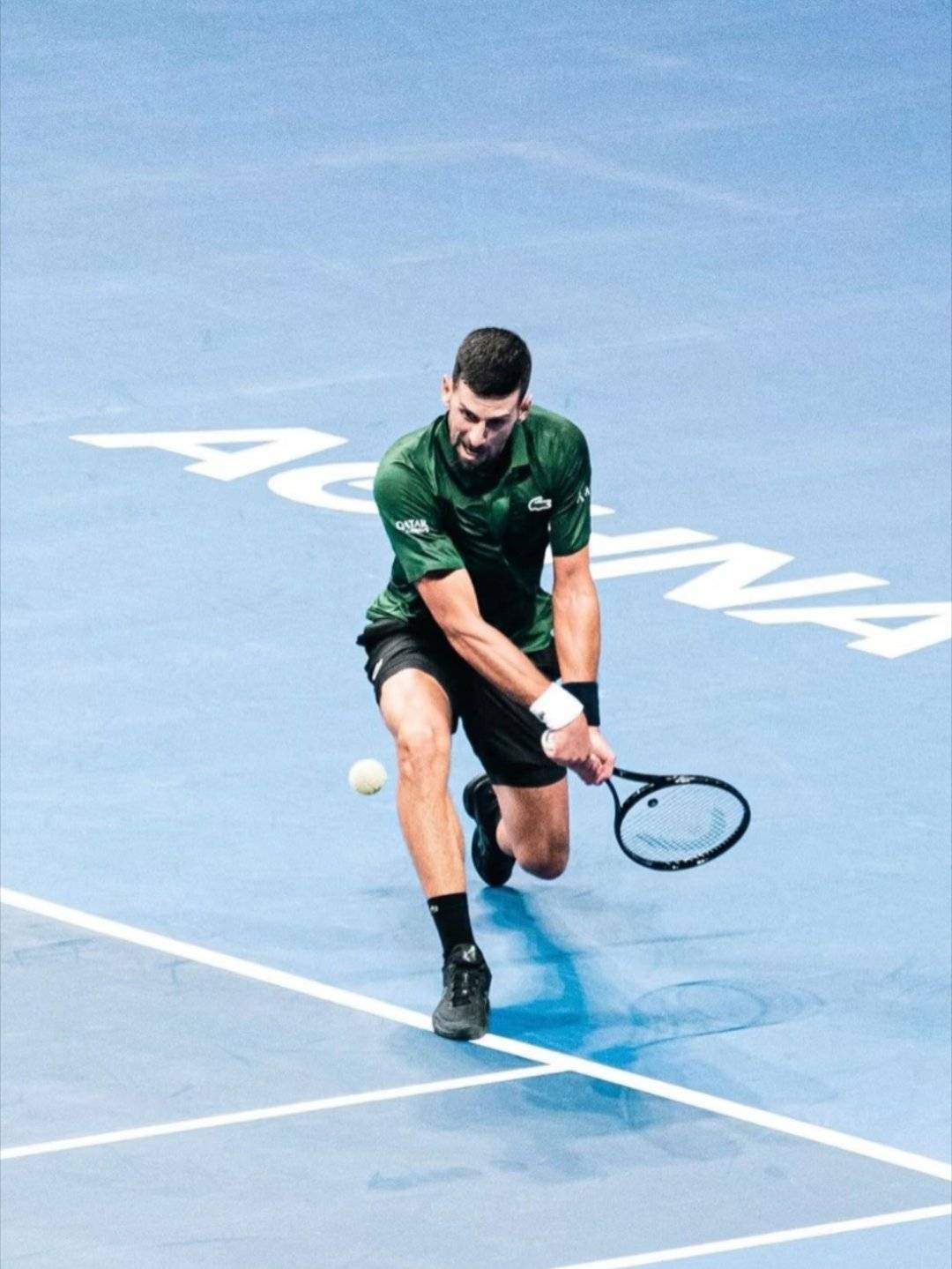 ATP总决赛横扫年终总决赛,德约科维奇点燃赛场的简单介绍 ATP总决赛横扫年终总决赛,德约科维奇点燃赛场的简单介绍