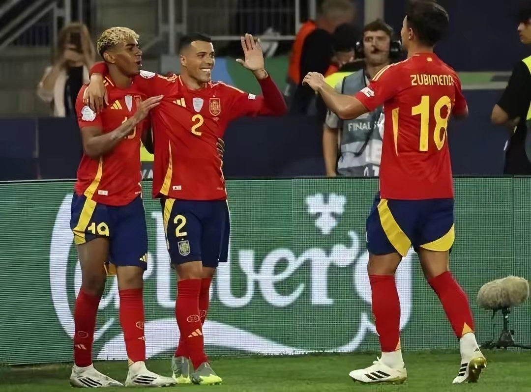 西班牙选手激情出战,赢得公众认可 西班牙选手激情出战,赢得公众认可