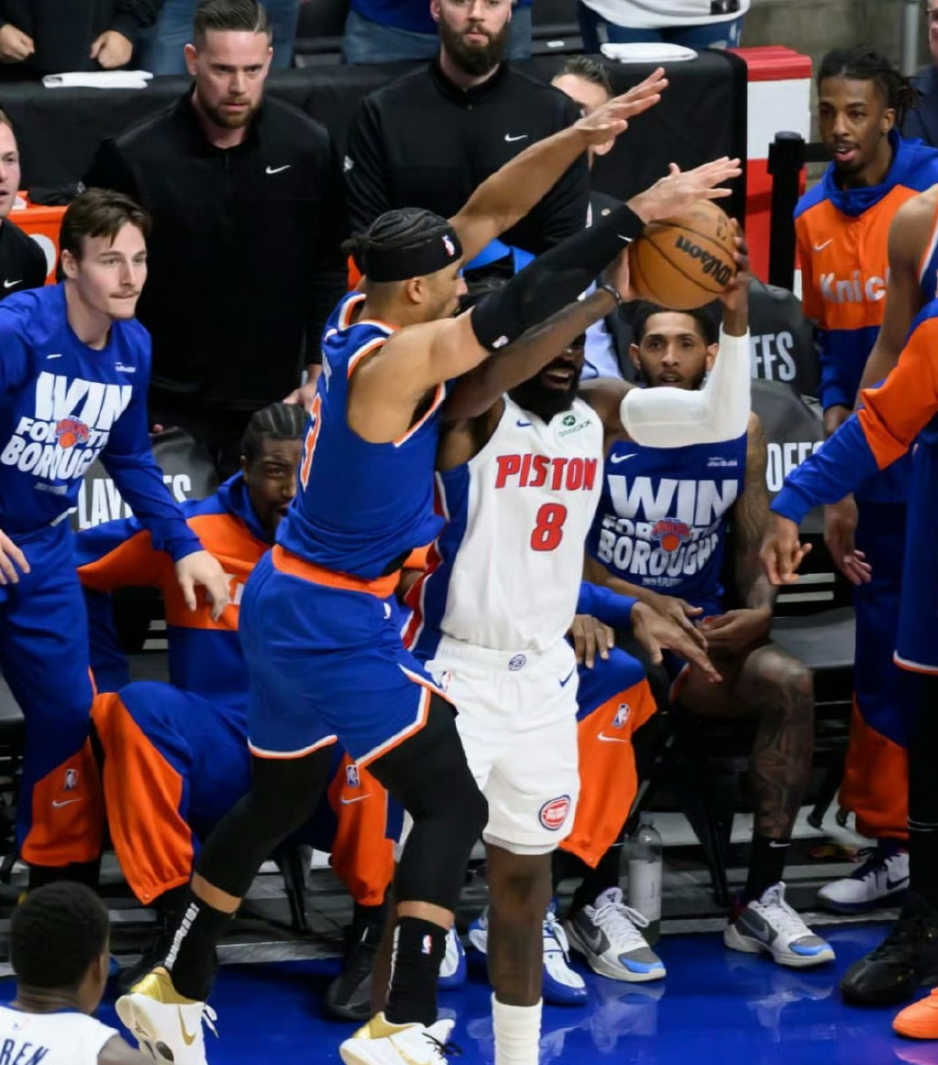 尼克斯客场击败篮网，终结两连败