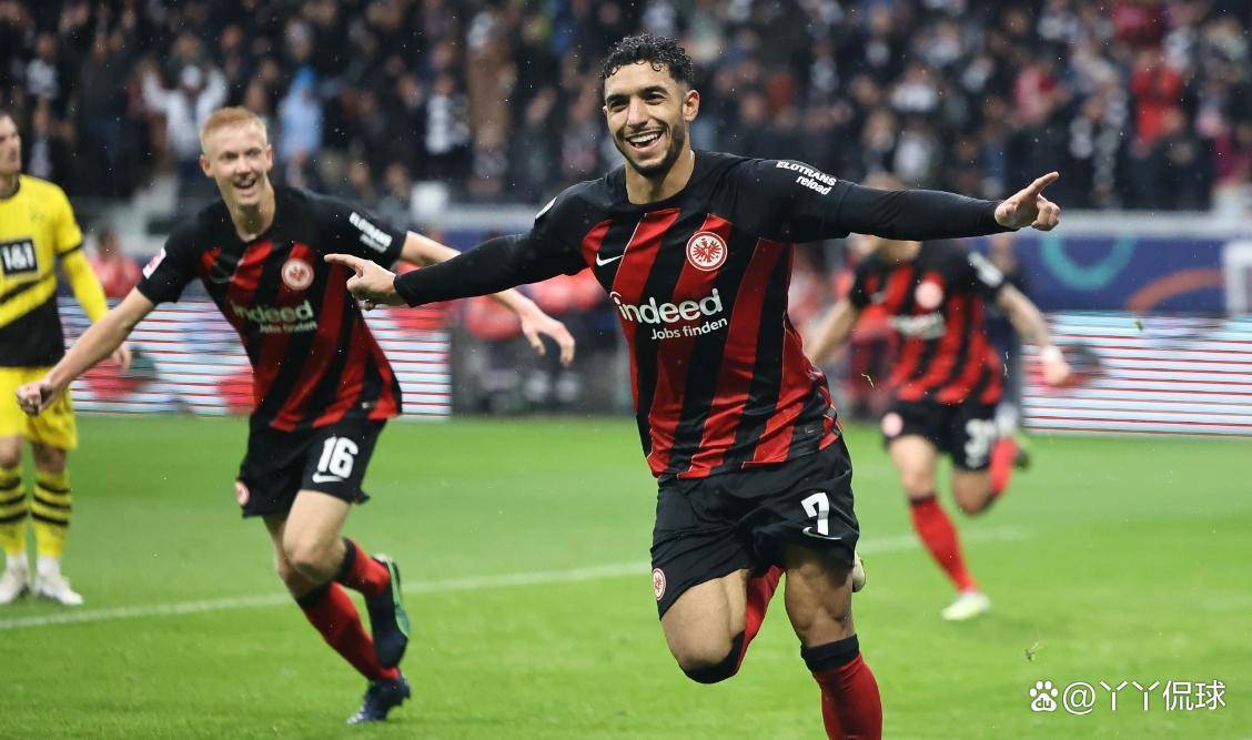 包含弗赖堡战术扎实，防守稳固表现出色的词条