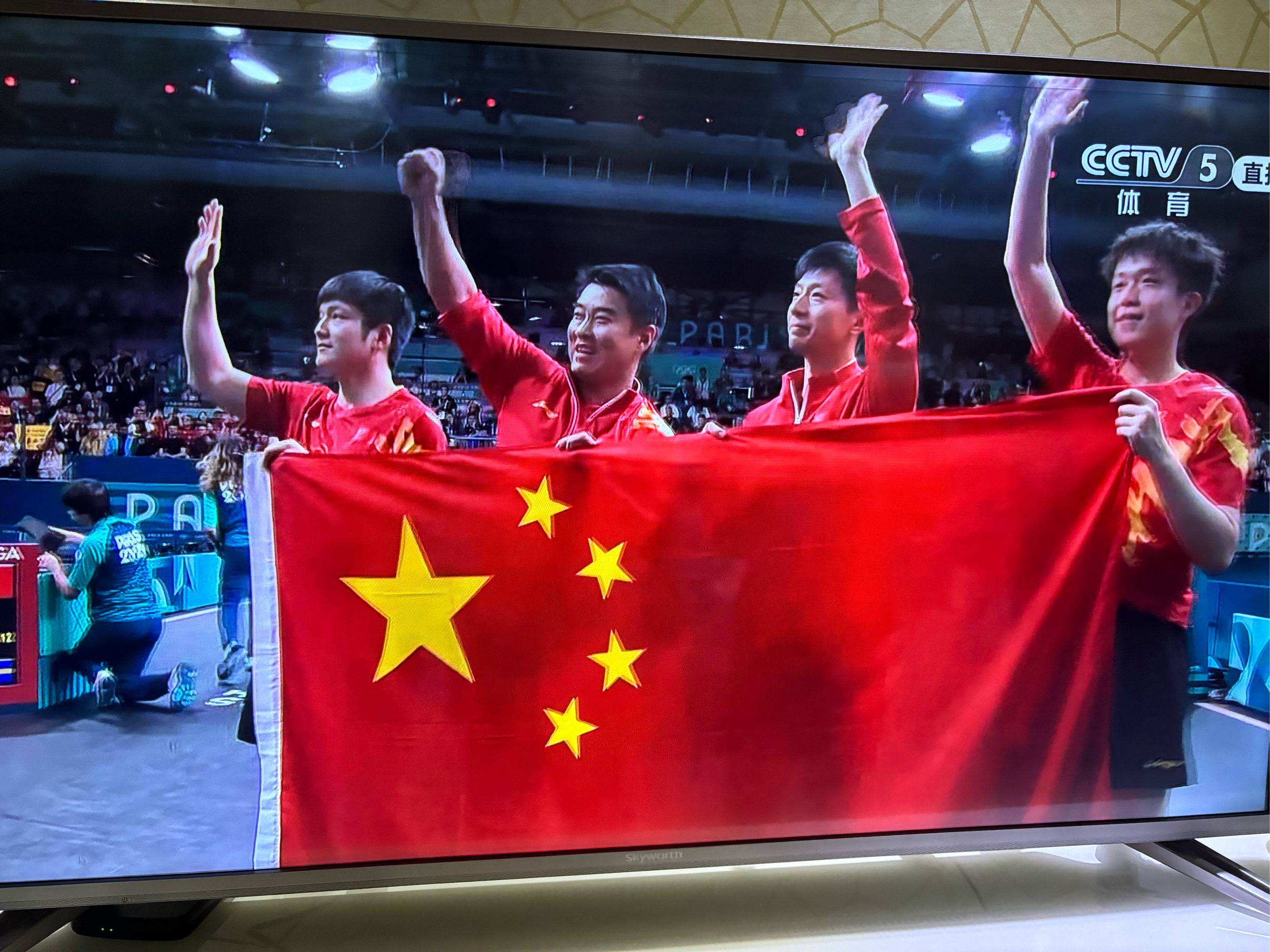 精彩比赛，中国队在国际赛场取得胜利