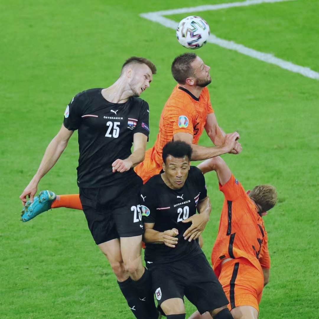 波兰队险胜法国队，波尔惊艳四座的简单介绍