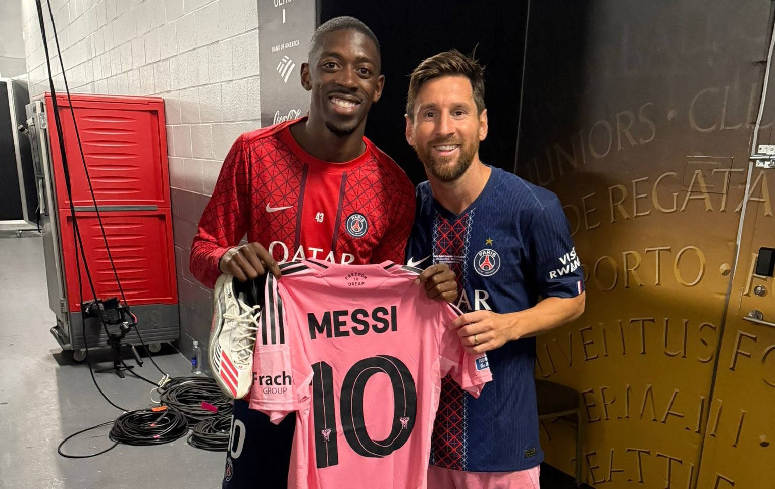 美国翻盘曼城,梅西高光表现 美国翻盘曼城,梅西高光表现