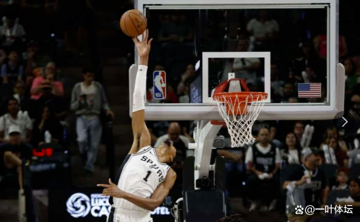 关于马刺翻盘尼日利亚男篮,艾顿打破历史纪录的信息 关于马刺翻盘尼日利亚男篮,艾顿打破历史纪录的信息