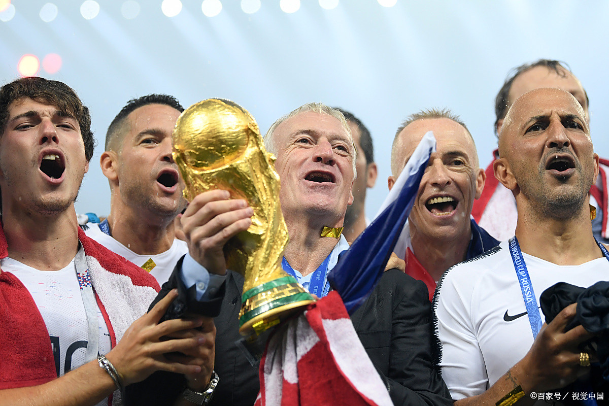 乌拉圭力克葡萄牙，科曼三分雨点燃全场的简单介绍