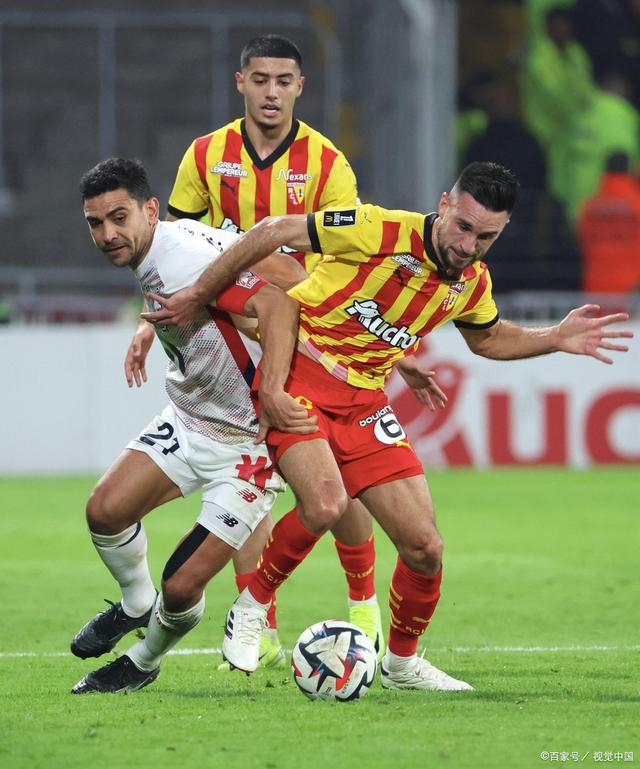 关于南特主场告负，遭到门兴格拉德巴赫逆袭的信息