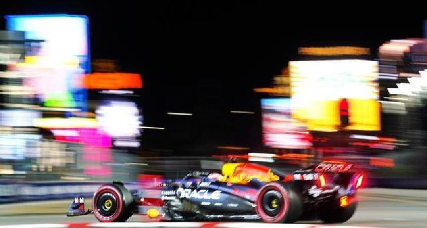 红牛二队逆转索伯车队，塞恩斯状态火热的简单介绍