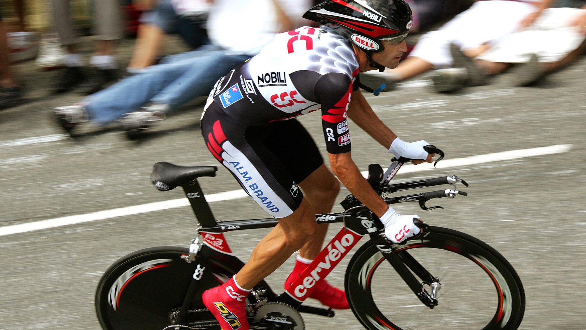 宿命对决,公牛铁血防守击沉快船,时隔28年重返总决赛