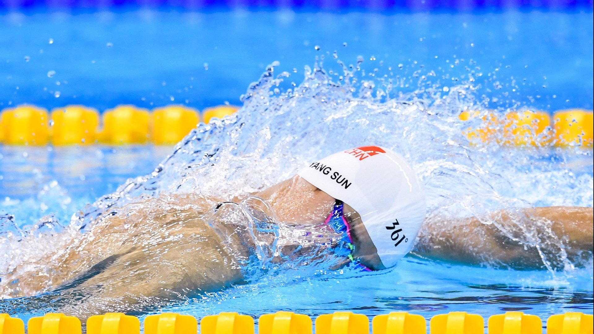 戈麦斯封神时刻，阿尔及利亚最后时刻绝杀新西兰，年度焦点之战诞生新传奇