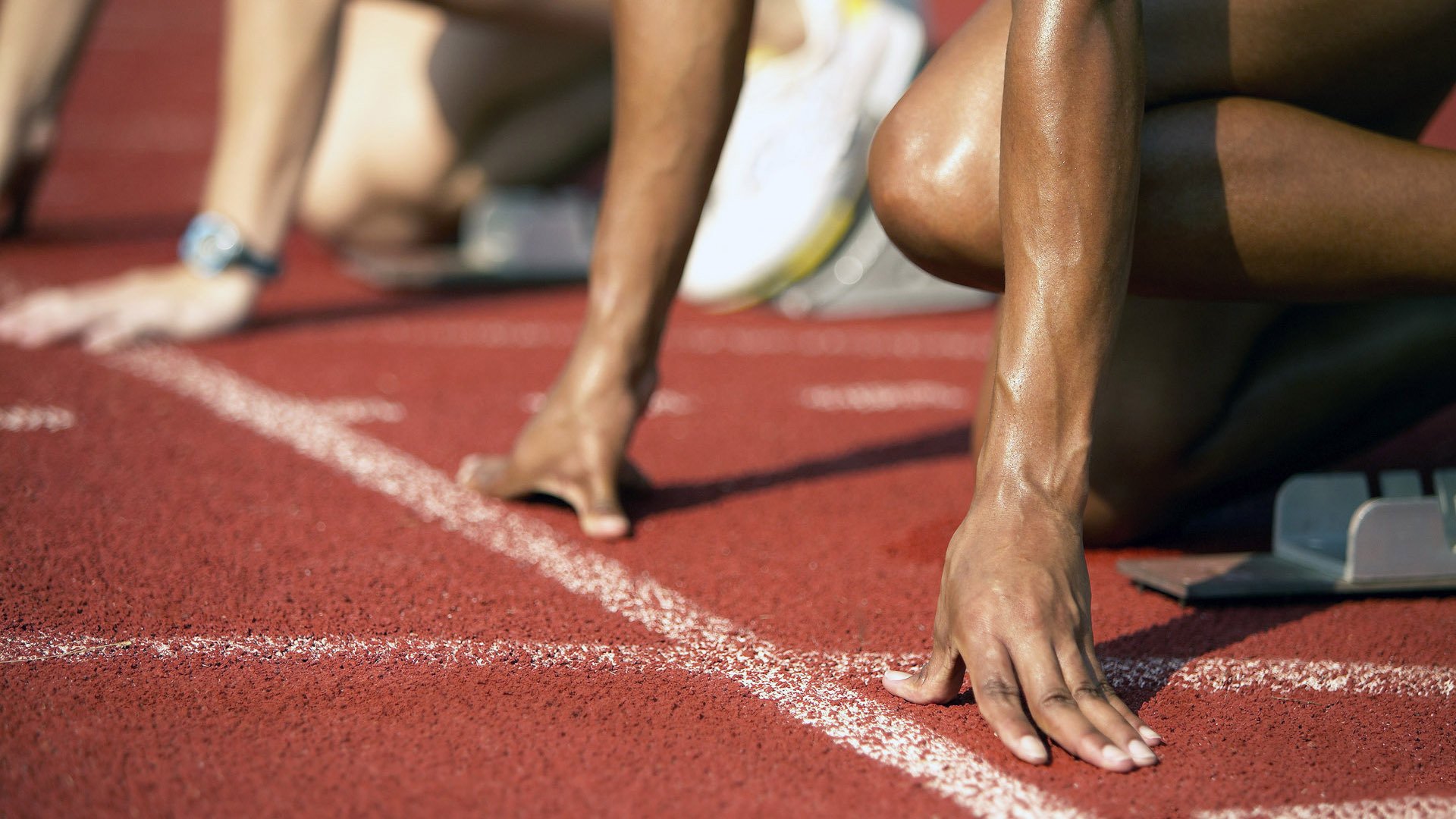 篮网提前终结悬念步行者,武切维奇在F1新赛季揭幕战接管比赛